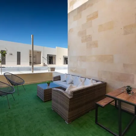 Elegant & Edgy 2 Bedroom W Beach & Pool Mangroovy Hurghada Exterior photo