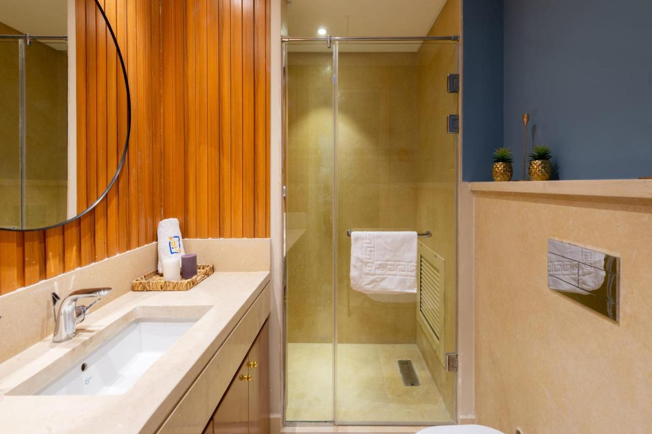 Elegant & Edgy 2 Bedroom W & Pool Mangroovy Апартаменти *